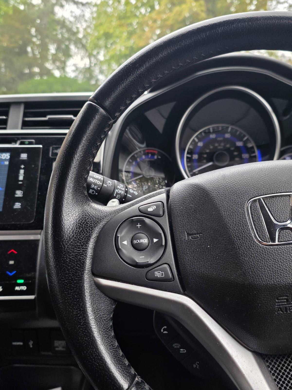 2016 Honda Jazz — photo 36